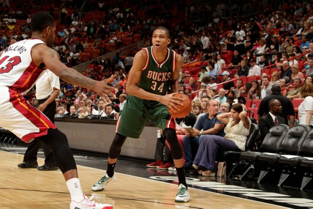 竞技宝首页展示图